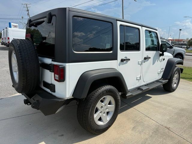 Used 2018 Jeep Wrangler Unlimited Sport S AWD/4WD image 8