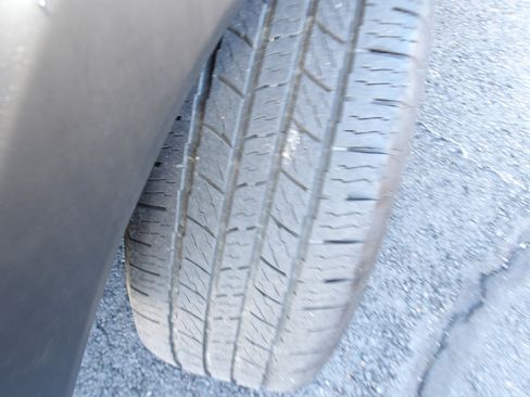 Used 2021 Toyota Tacoma TRD Off-Road image 25