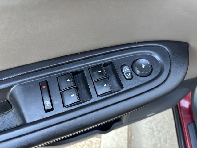 Used 2016 GMC Acadia SLT FWD image 21