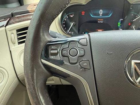 Used 2014 Buick LaCrosse Leather FWD image 21