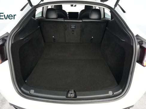 Used 2023 Tesla Model Y Performance AWD/4WD image 8