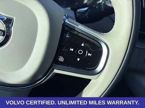 Certified 2024 Volvo XC60 B5 Plus w/ Protection Package Premier AWD/4WD image 24