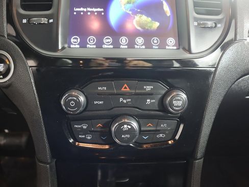 Used 2023 Chrysler 300 S image 47