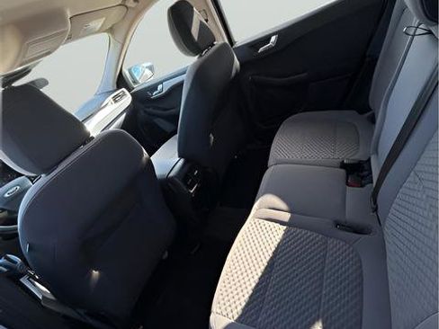 Used 2020 Ford Escape SE image 10