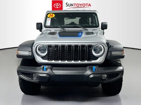 Used 2024 Jeep Wrangler Unlimited Rubicon 4xe AWD/4WD image 10