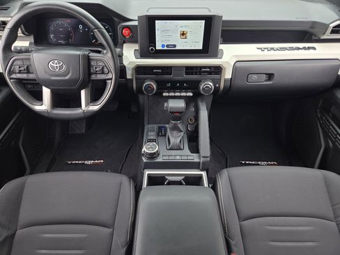 Used 2024 Toyota Tacoma TRD Off-Road image 28