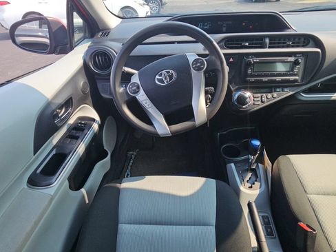 Used 2014 Toyota Prius C Two FWD image 9
