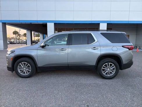 Certified 2023 Chevrolet Traverse LT image 5