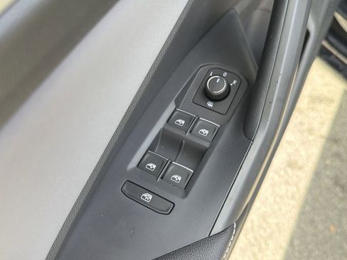 New 2026 Volkswagen Jetta SE image 21