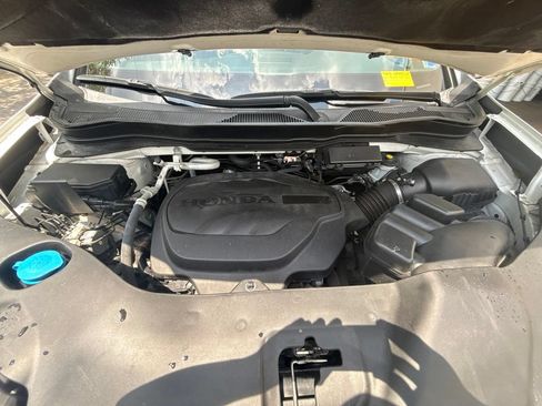 Used 2021 Honda Pilot Black Edition image 11