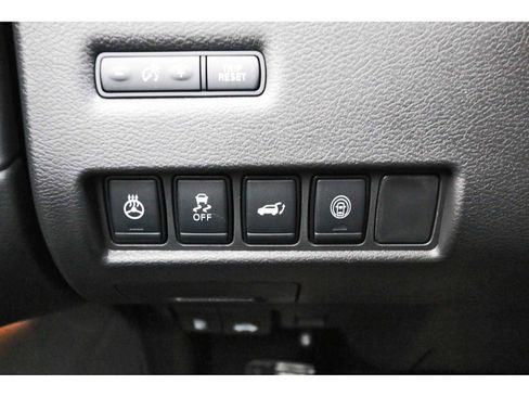 Used 2024 Nissan Murano SL image 19