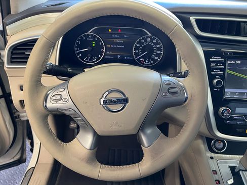 Used 2017 Nissan Murano SV w/ Cargo Package FWD image 16