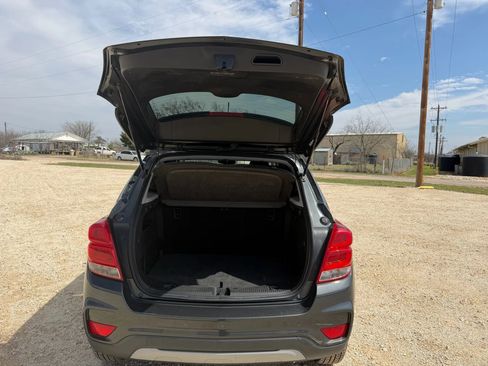 Used 2017 Chevrolet Trax LT image 5