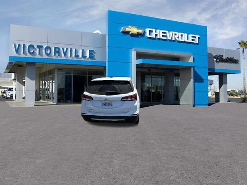 Used 2024 Chevrolet Equinox LT FWD image 6
