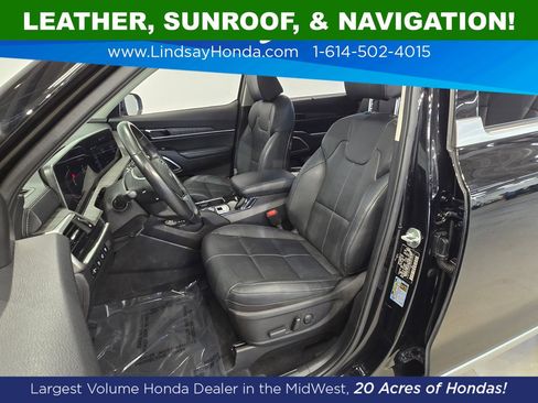 Used 2023 Kia Telluride EX w/ EX Captain's Chair Package FWD image 11