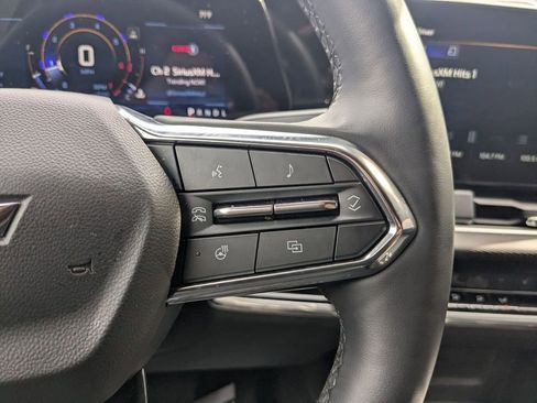 Used 2025 Chevrolet Equinox LT image 16