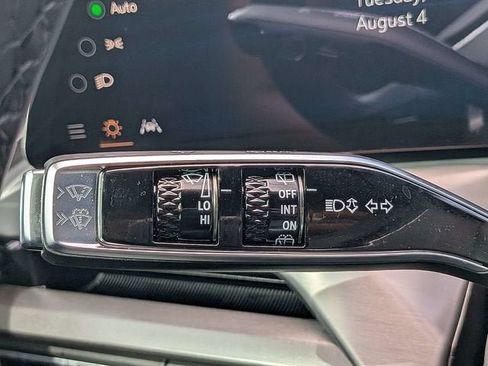 New 2027 Cadillac Vistiq Sport AWD/4WD image 28