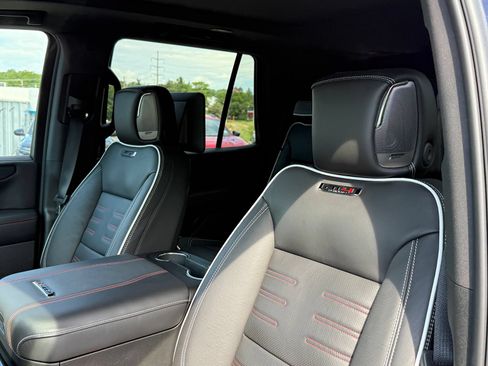 Certified 2026 GMC Yukon AT4 Ultimate AWD/4WD image 20