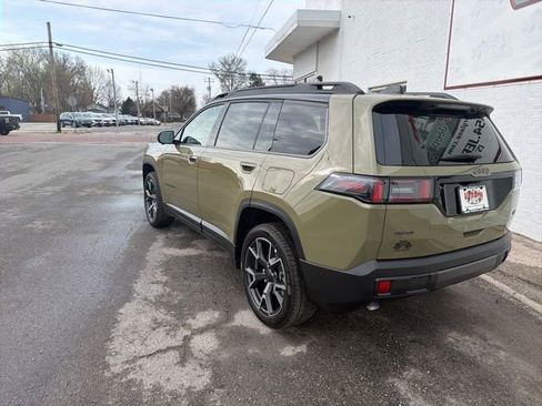 New 2026 Jeep Cherokee Overland AWD/4WD image 9