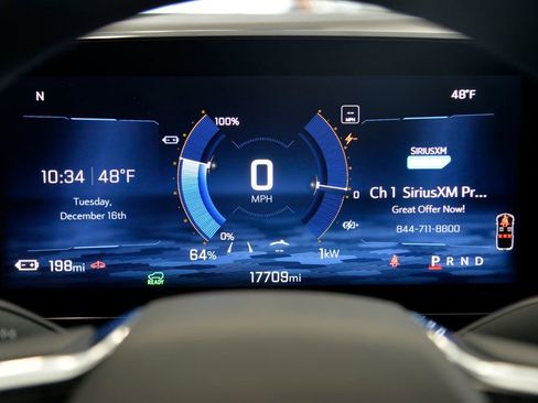 Certified 2025 Chevrolet Equinox EV LT image 22