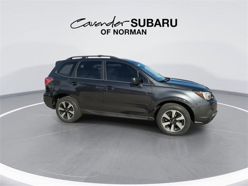 Used 2018 Subaru Forester 2.5i Limited image 4