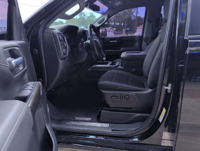 Used 2021 Chevrolet Silverado 1500 LT Trail Boss w/ Convenience Package II AWD/4WD image 12