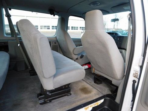 Used 2012 Ford E-350 and Econoline 350 XLT RWD image 20