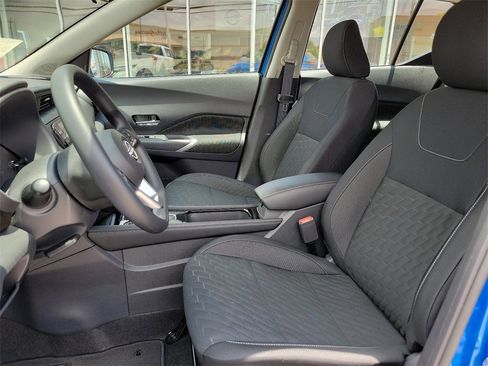 New 2024 Nissan Kicks SV image 19