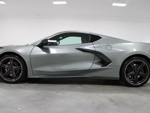 Used 2024 Chevrolet Corvette Stingray Coupe w/ Z51 Performance Package image 6