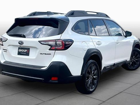 Used 2025 Subaru Outback Onyx Edition AWD/4WD image 13