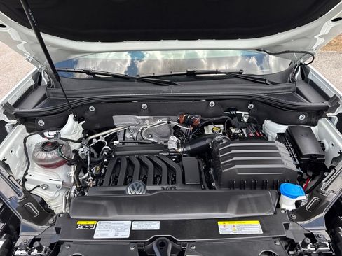 Certified 2023 Volkswagen Atlas SE FWD image 13