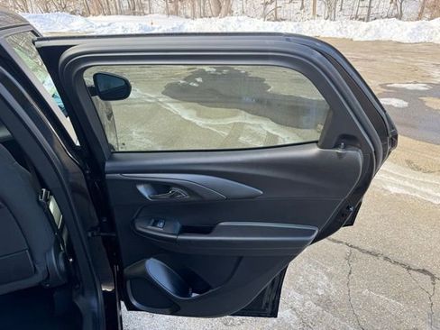 Used 2025 Chevrolet TrailBlazer LT image 15