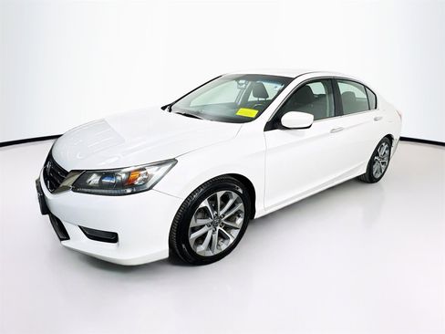 Used 2014 Honda Accord Sport image 4
