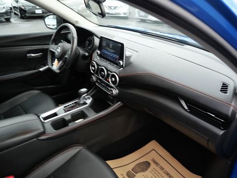 Used 2021 Nissan Sentra SR w/ SR Premium Package image 31