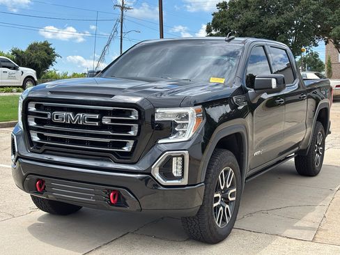 Used 2021 GMC Sierra 1500 AT4 w/ AT4 Preferred Package AWD/4WD image 4