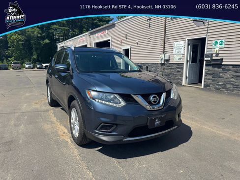 Used 2015 Nissan Rogue SV image 1