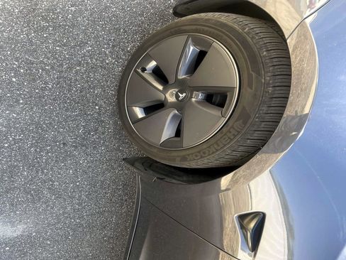 Used 2023 Tesla Model 3 Standard Range image 7