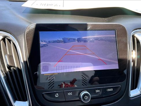 Used 2020 Chevrolet Malibu Premier FWD image 21