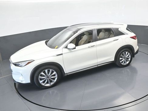 Used 2021 INFINITI QX50 Essential w/ Convenience Package image 54