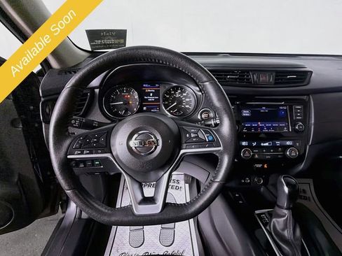 Used 2019 Nissan Rogue SV AWD/4WD image 11