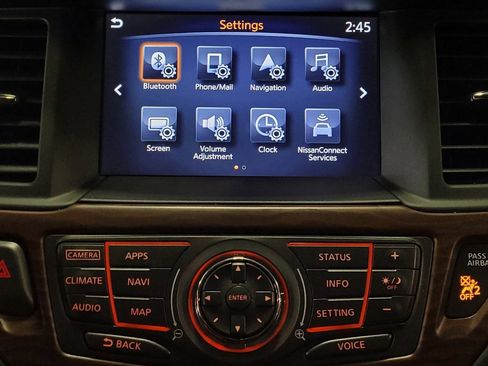 Used 2017 Nissan Pathfinder Platinum FWD image 25