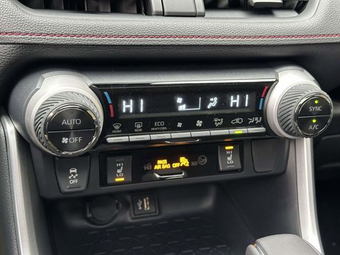 New 2025 Toyota RAV4 SE image 27