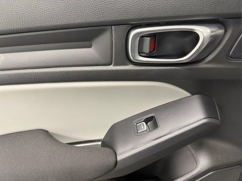 Certified 2025 Honda Civic Sport image 12