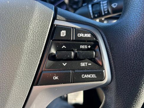 Used 2018 Hyundai Elantra SEL FWD image 21