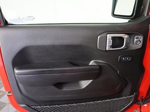 Used 2021 Jeep Wrangler Unlimited Sport image 23