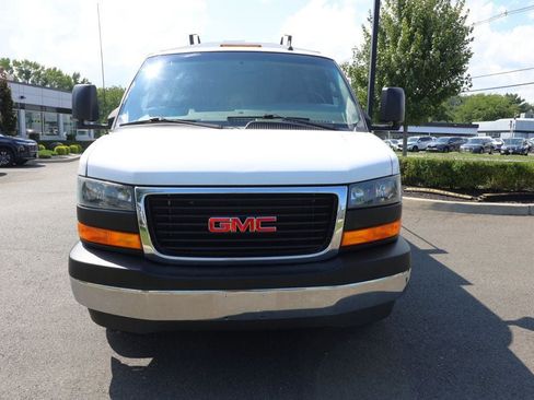 Used 2021 GMC Savana 3500 w/ Power Convenience Package RWD image 8