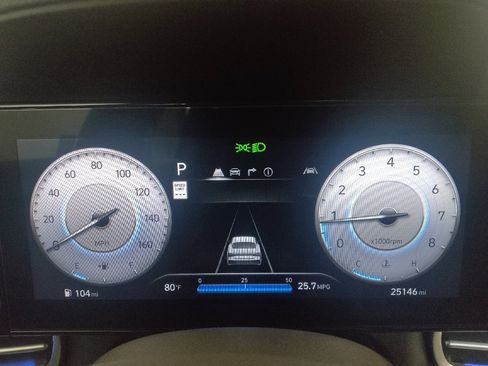 Used 2025 Hyundai Elantra SEL FWD image 23
