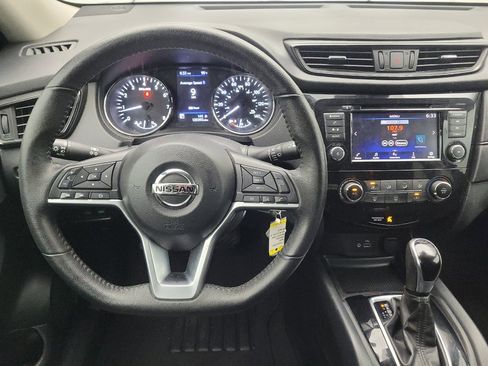 Used 2020 Nissan Rogue S w/ Special Edition Package FWD image 22