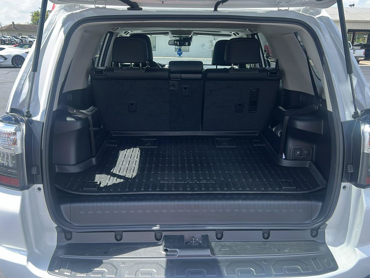 Used 2024 Toyota 4Runner SR5 Premium w/ Moonroof Package AWD/4WD image 12