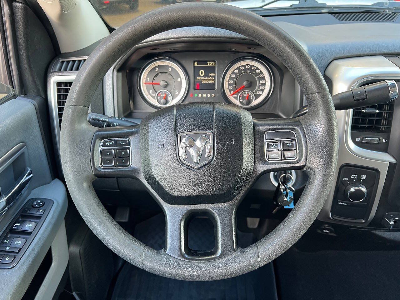 Used 2018 RAM 2500 SLT AWD/4WD image 10